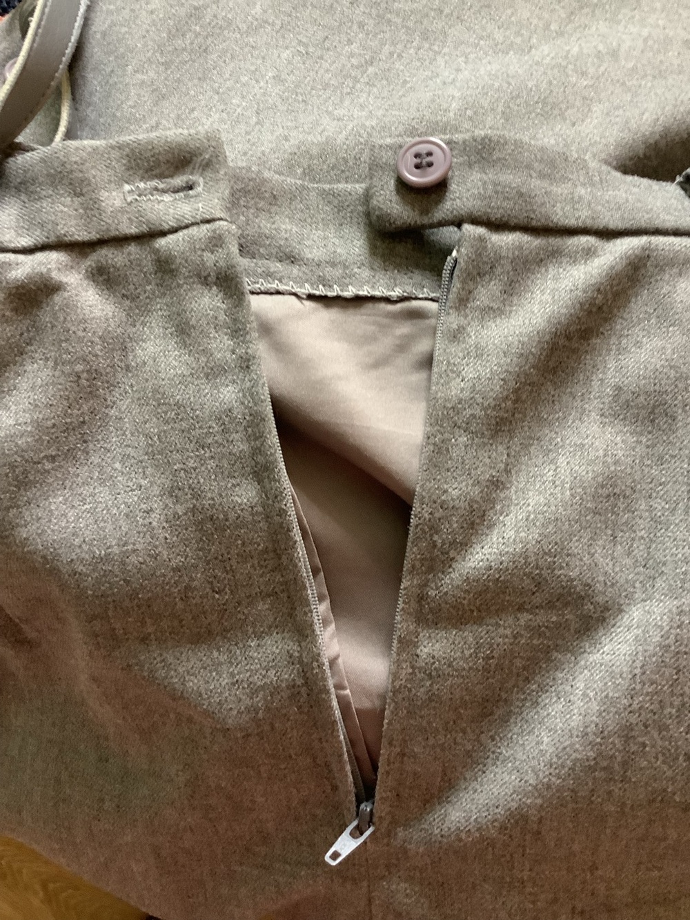 Vtg 80s 90s Grey Midi Pencil Skirt Side Button Slit Belted Pockets Size 11 - Picture 12 of 15